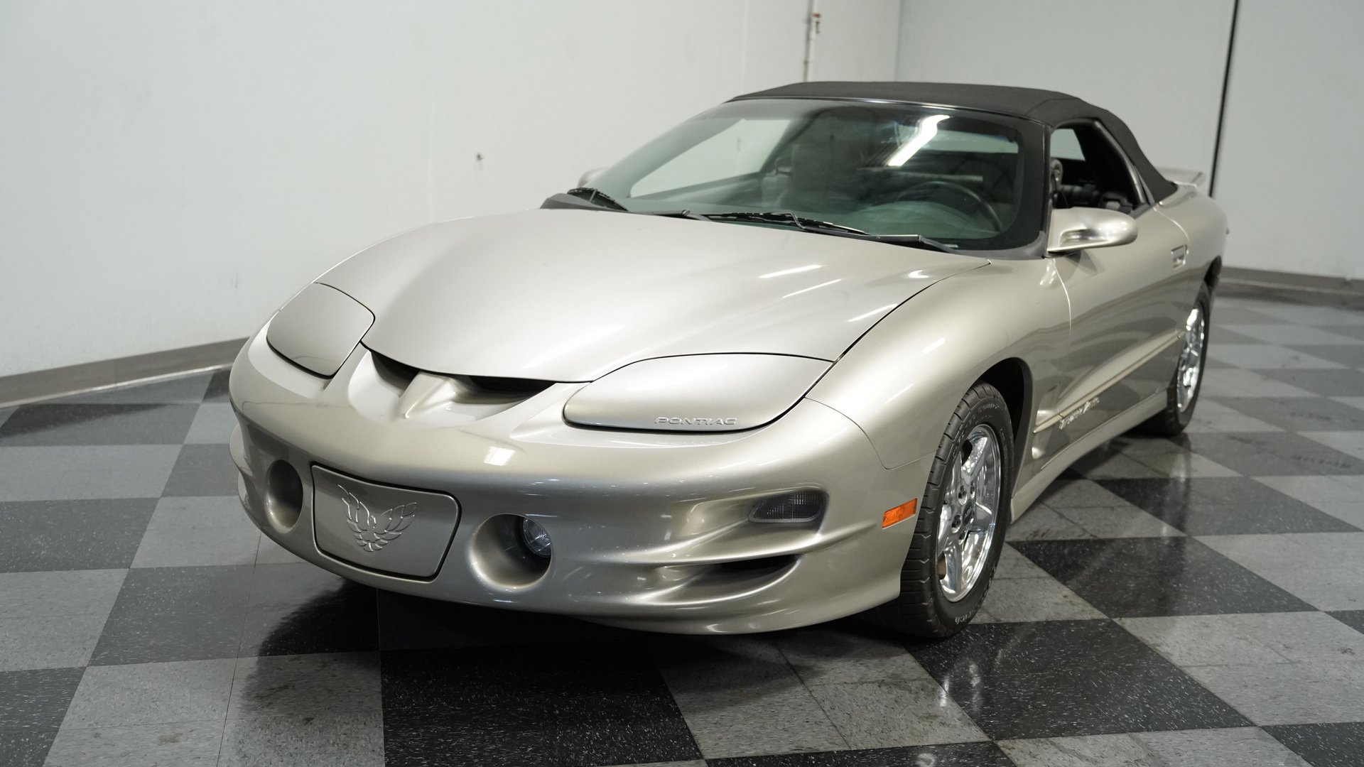 Used 1999 Pontiac Firebird Trans Am image 16