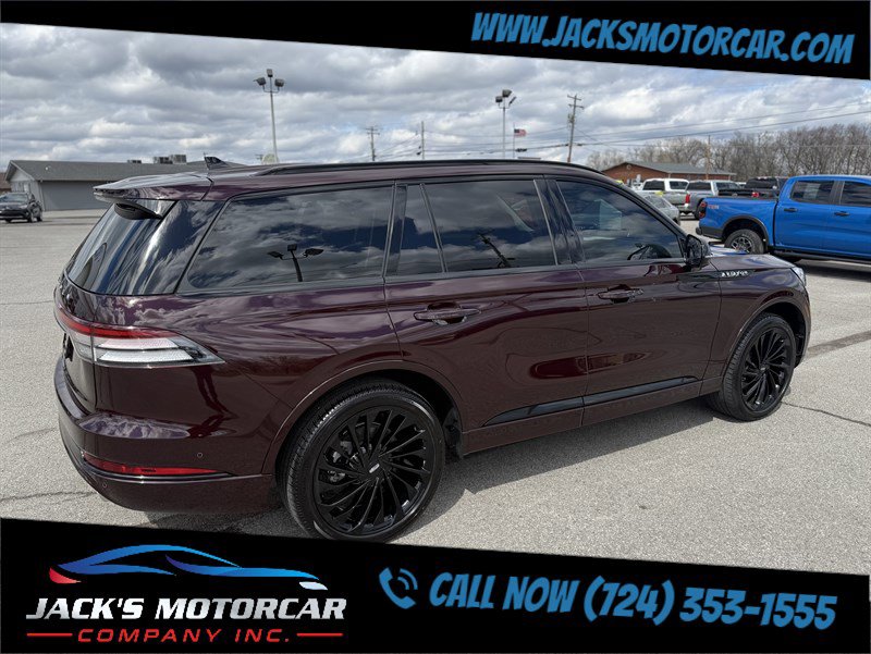 Used 2024 Lincoln Aviator Reserve w/ Equipment Group 201A image 13