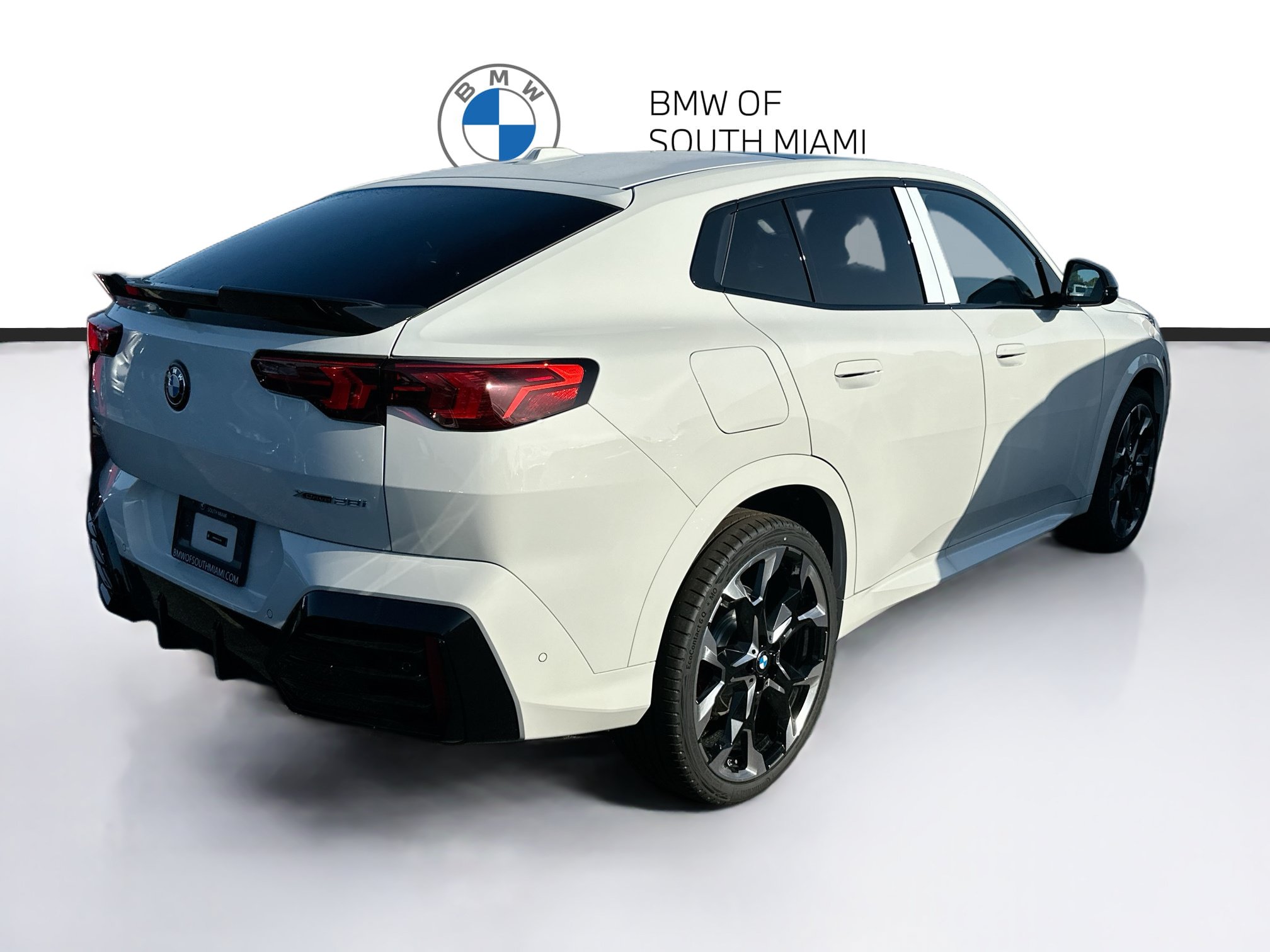 New 2026 BMW X2 xDrive28i w/ M Sport Package AWD/4WD image 4