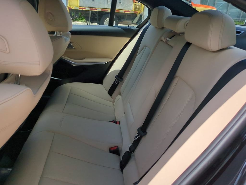 New 2026 BMW 330i Sedan RWD image 14