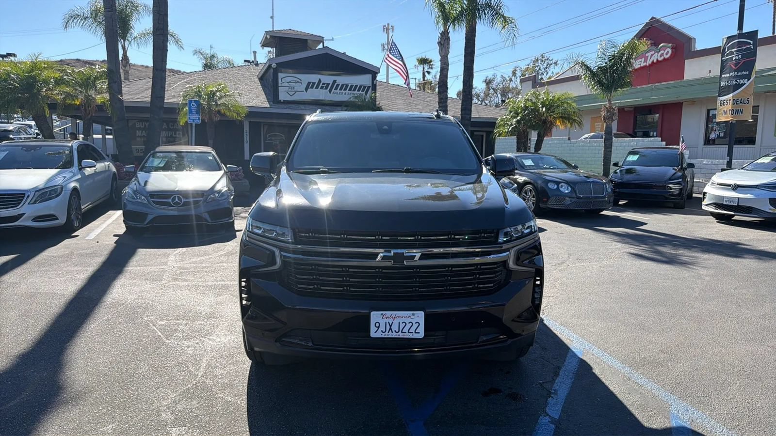 Used 2022 Chevrolet Tahoe RST RWD image 2