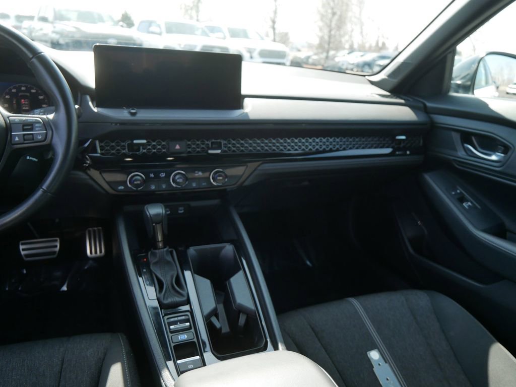 Used 2024 Honda Accord Sport image 14