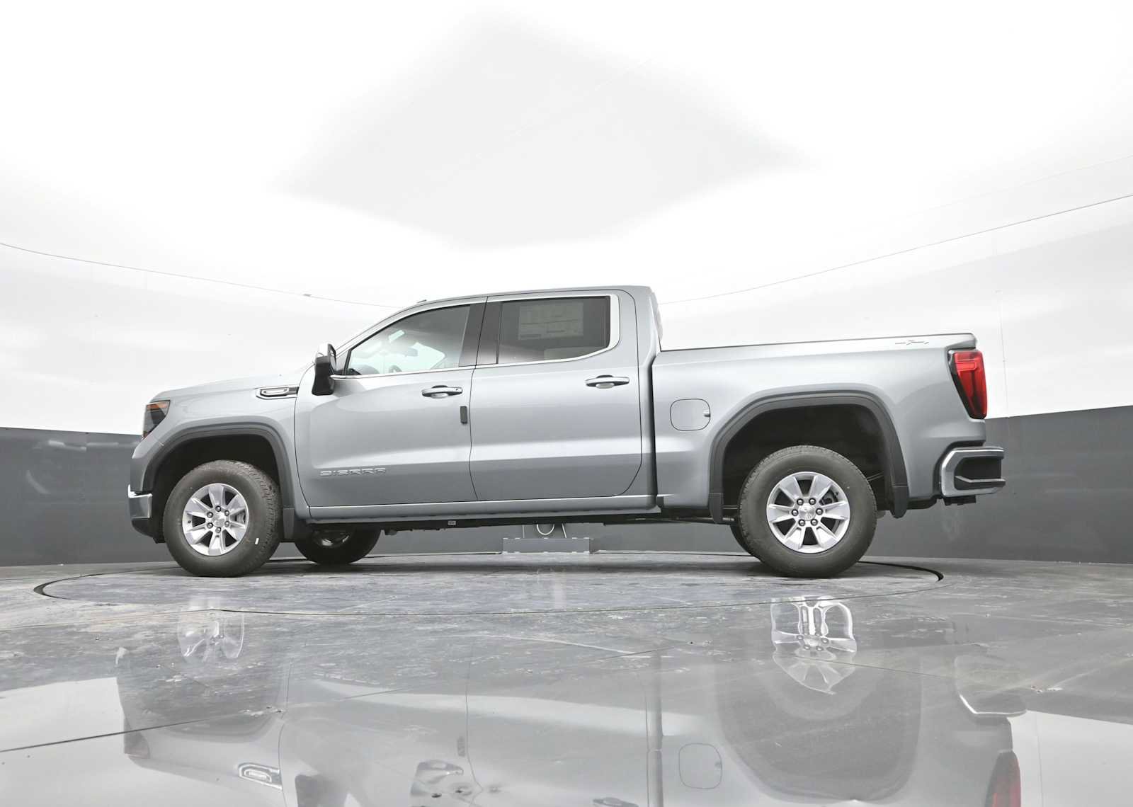 New 2026 GMC Sierra 1500 SLE w/ Preferred Package image 36