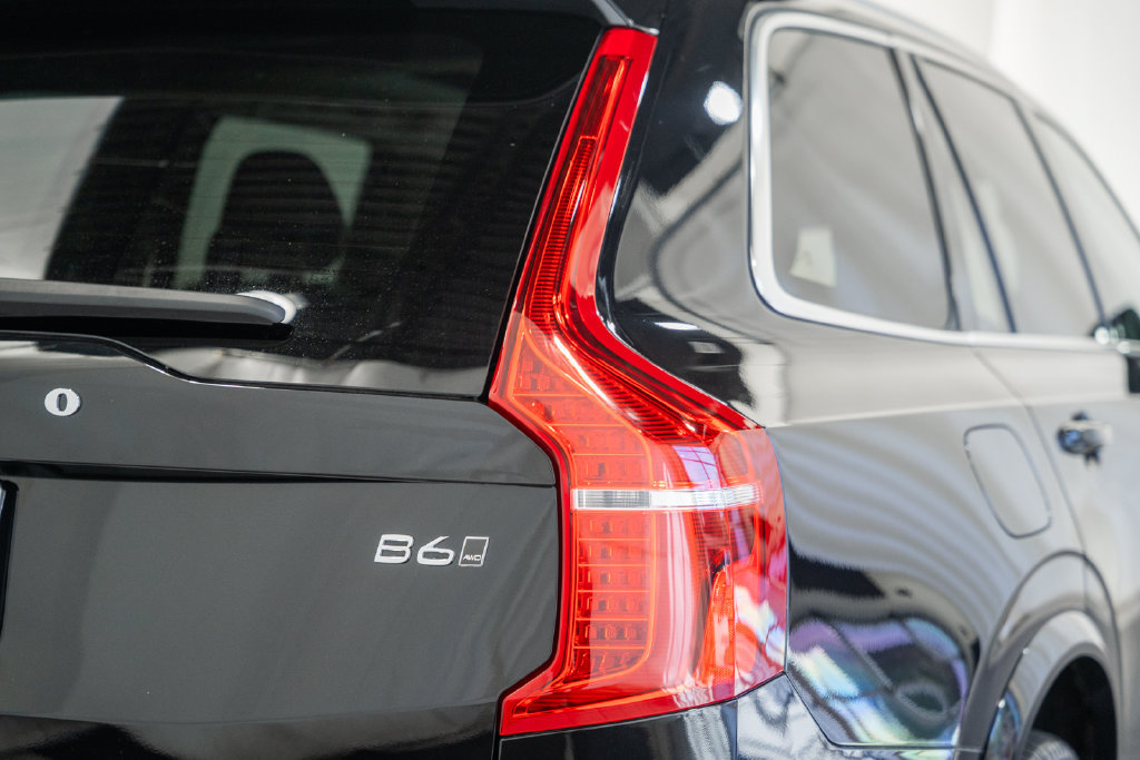 Used 2024 Volvo XC90 B6 Plus AWD/4WD image 6