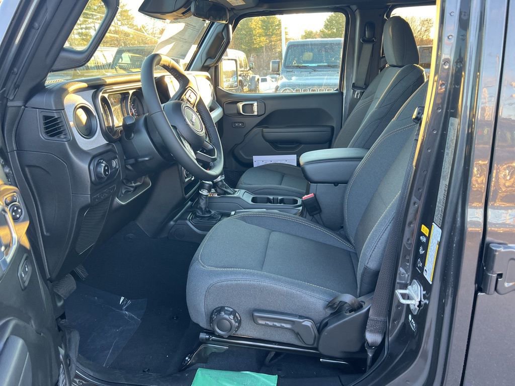 New 2026 Jeep Gladiator Sport image 21