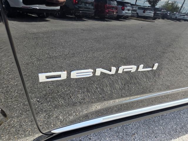 New 2026 GMC Yukon XL Denali w/ Sun & Power Step Package AWD/4WD image 3
