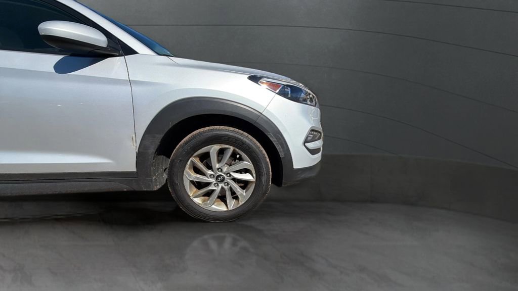 Used 2016 Hyundai Tucson SE w/ Option Group 02 image 33