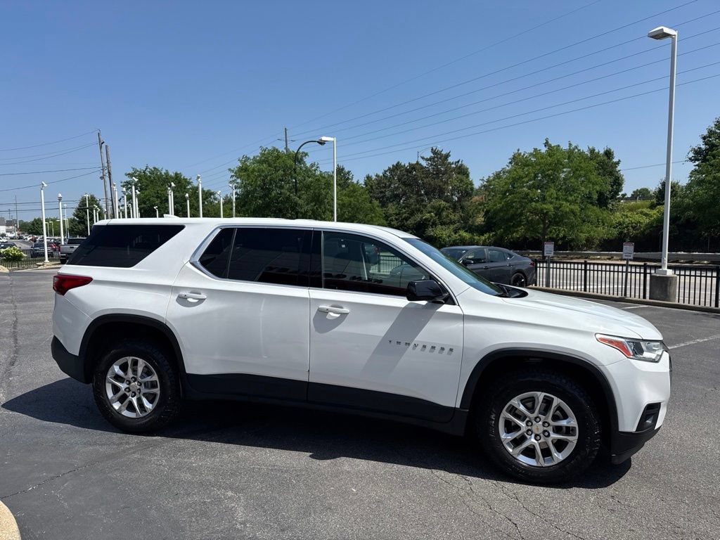 Used 2018 Chevrolet Traverse LS FWD image 7