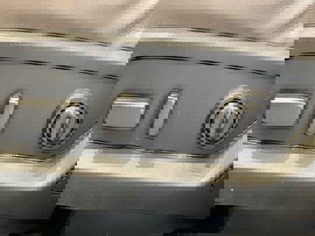 Used 2014 GMC Acadia SLT image 15