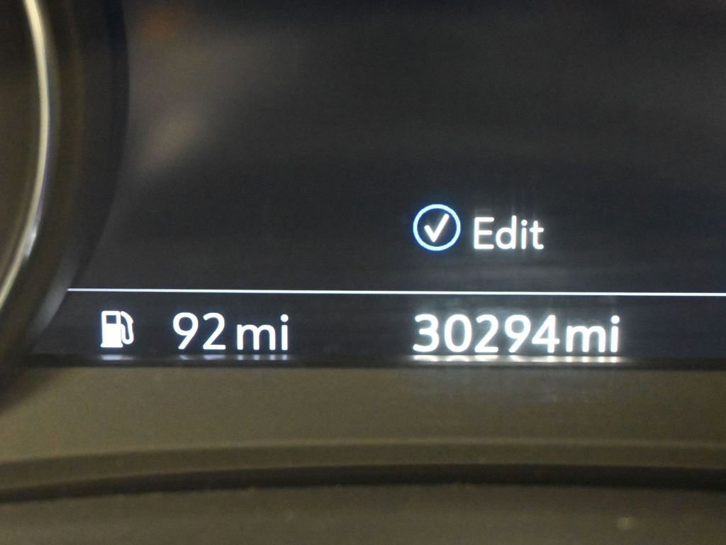 Used 2023 Cadillac XT4 Sport w/ Technology Package image 16