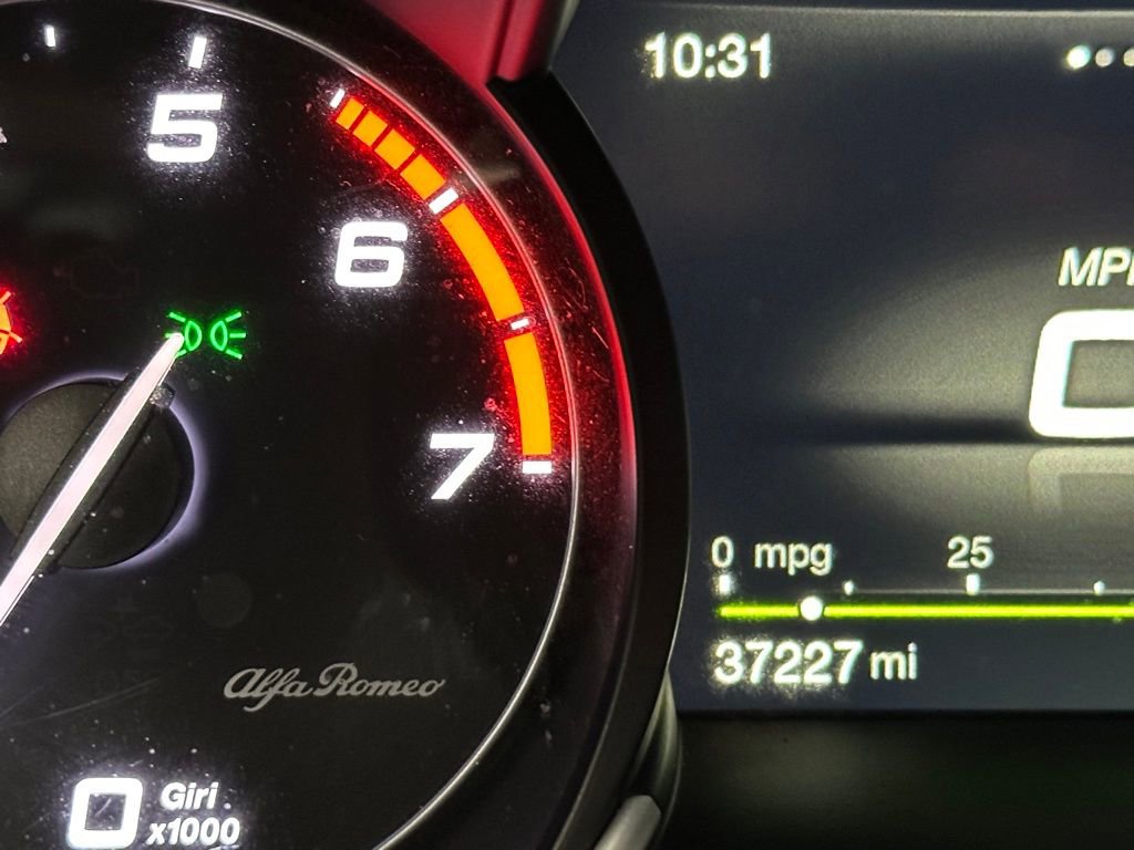 Used 2018 Alfa Romeo Giulia Ti w/ TI Leather Package image 18