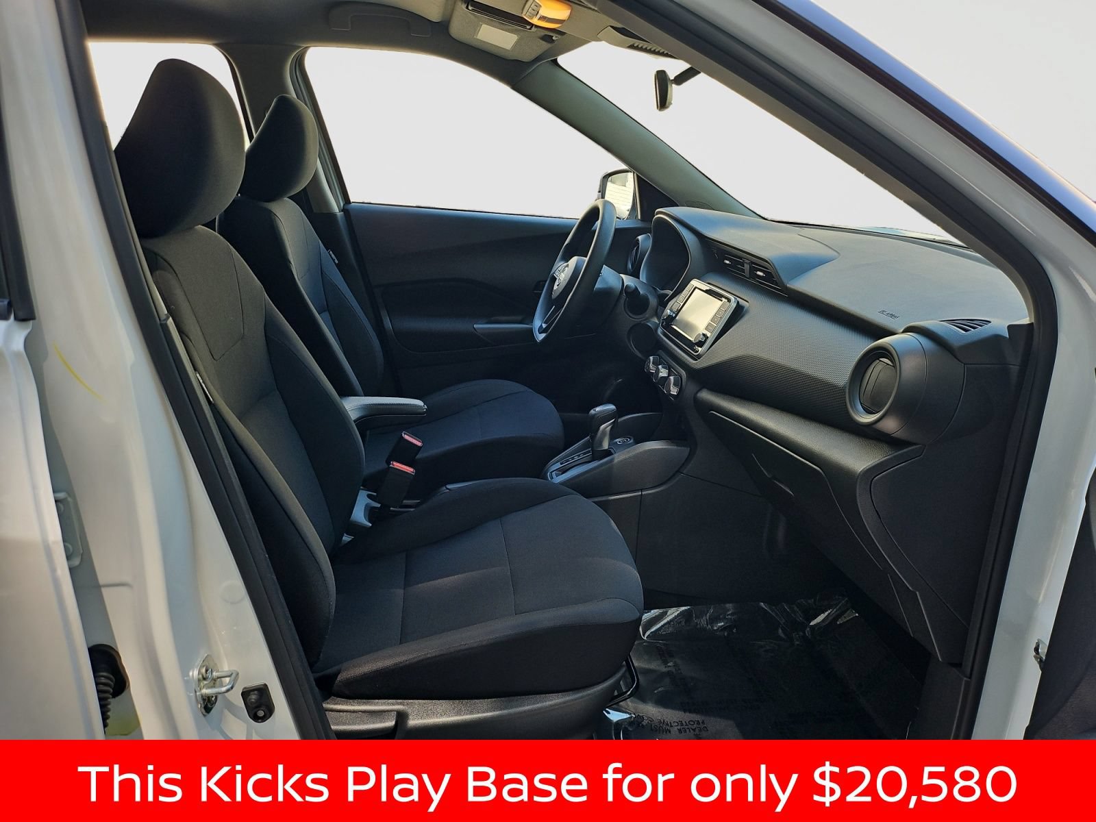 Used 2025 Nissan Kicks Play S FWD image 17