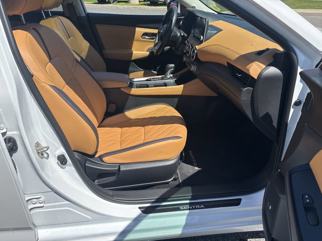 Used 2024 Nissan Sentra SV w/ SV Premium Package FWD image 29