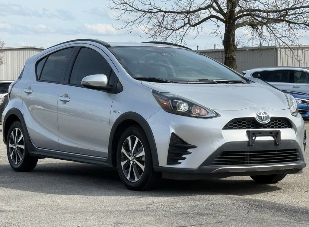 Used 2018 Toyota Prius C Two image 7