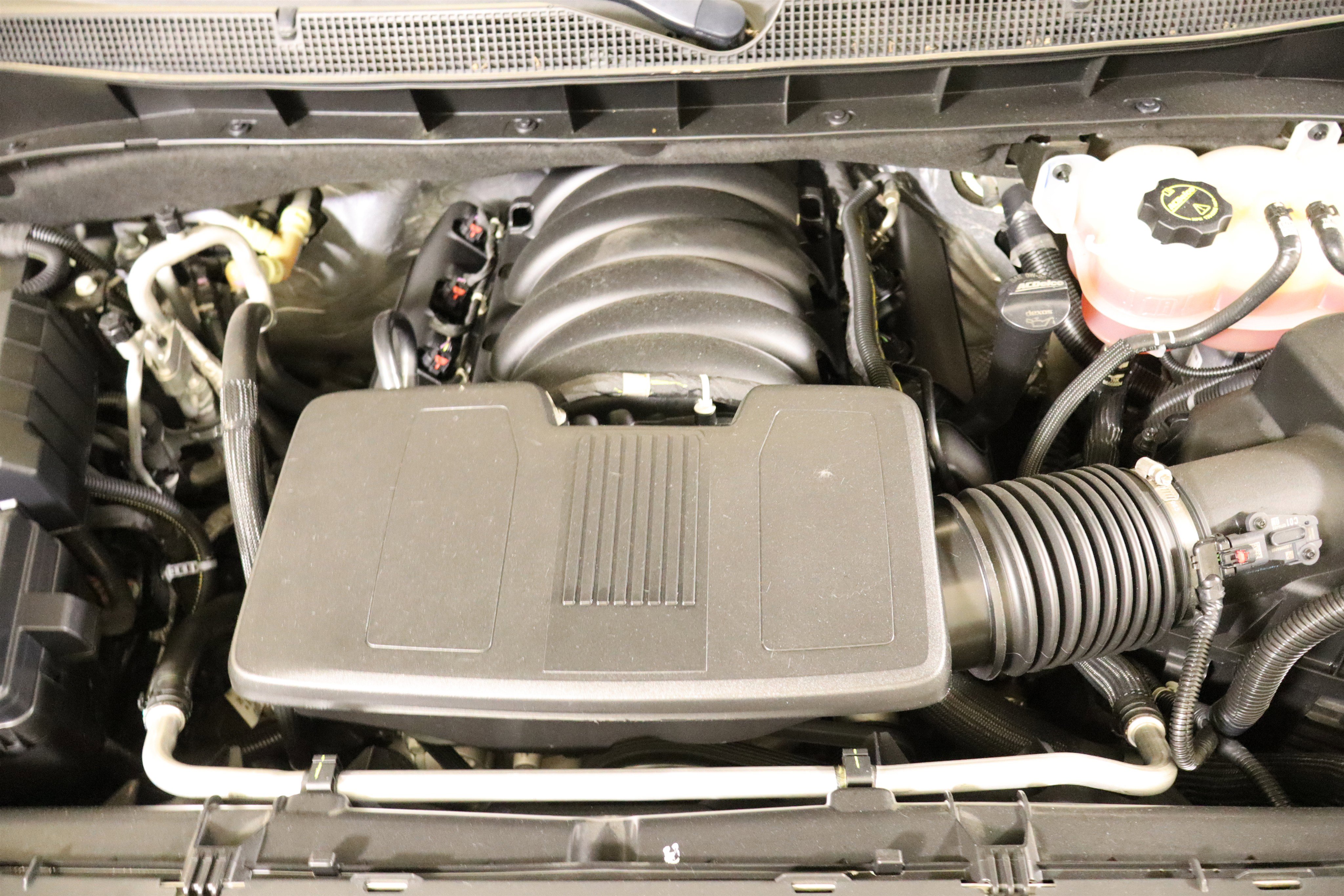 Used 2024 Chevrolet Suburban Z71 AWD/4WD image 15