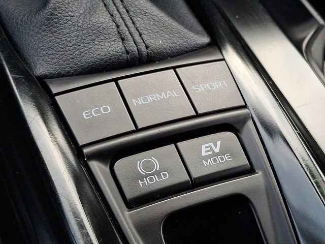 Used 2025 Toyota Camry LE image 24