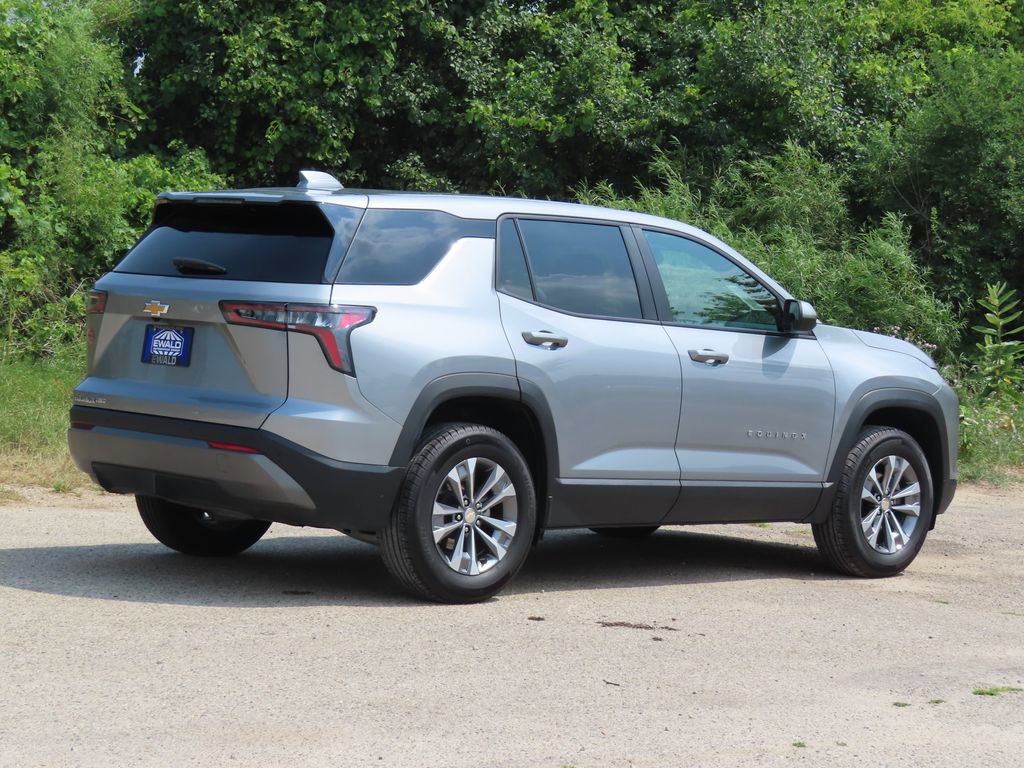 Certified 2026 Chevrolet Equinox LT AWD/4WD image 3