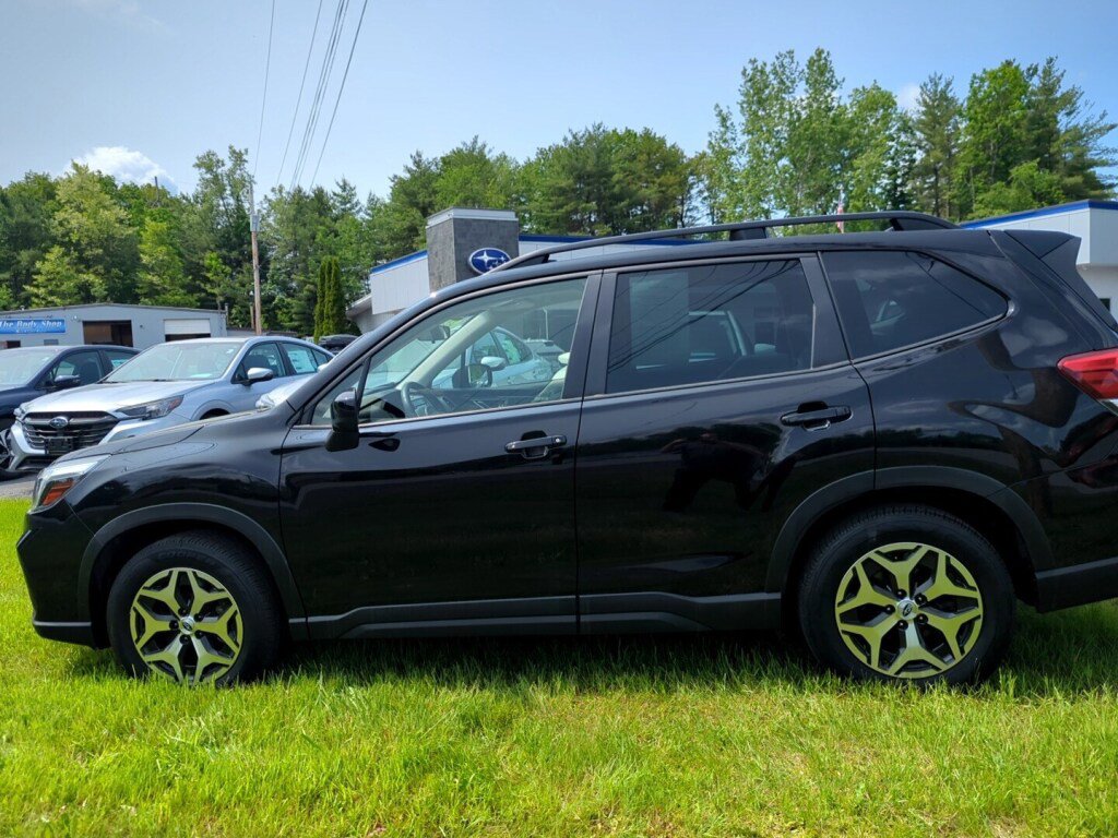 Certified 2021 Subaru Forester Premium image 6