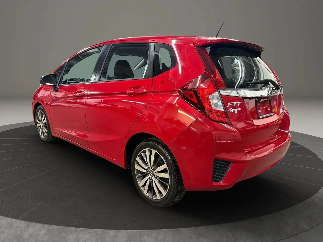 Used 2015 Honda Fit EX image 7