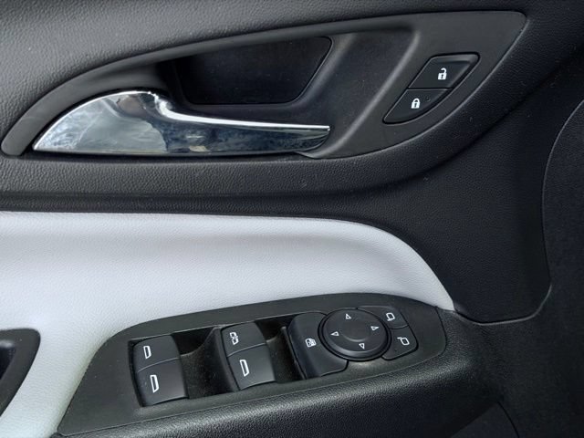 Used 2023 Chevrolet Equinox LT w/ Driver Convenience Package FWD image 14