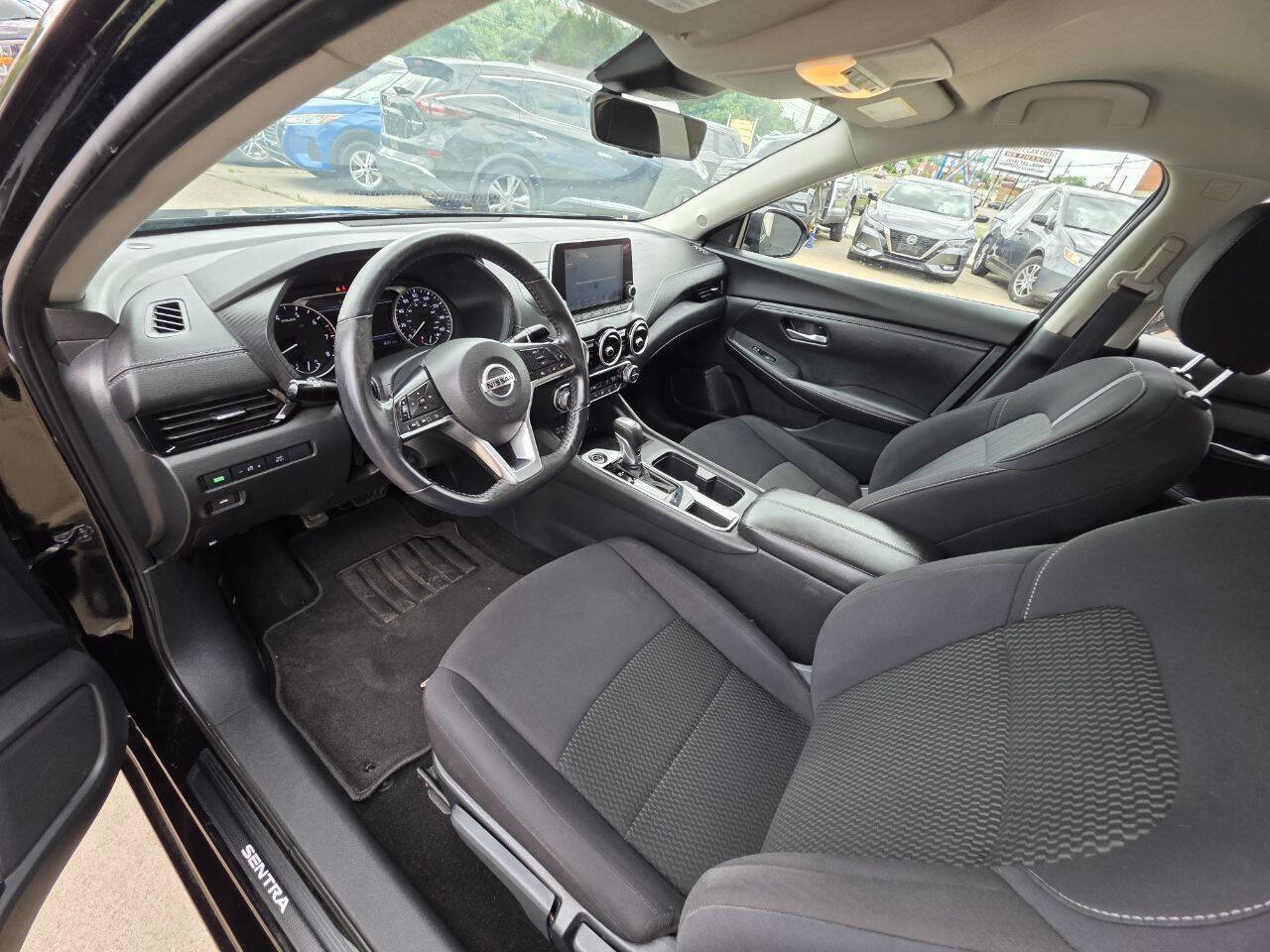 Used 2021 Nissan Sentra SV w/ Electronics Package image 11