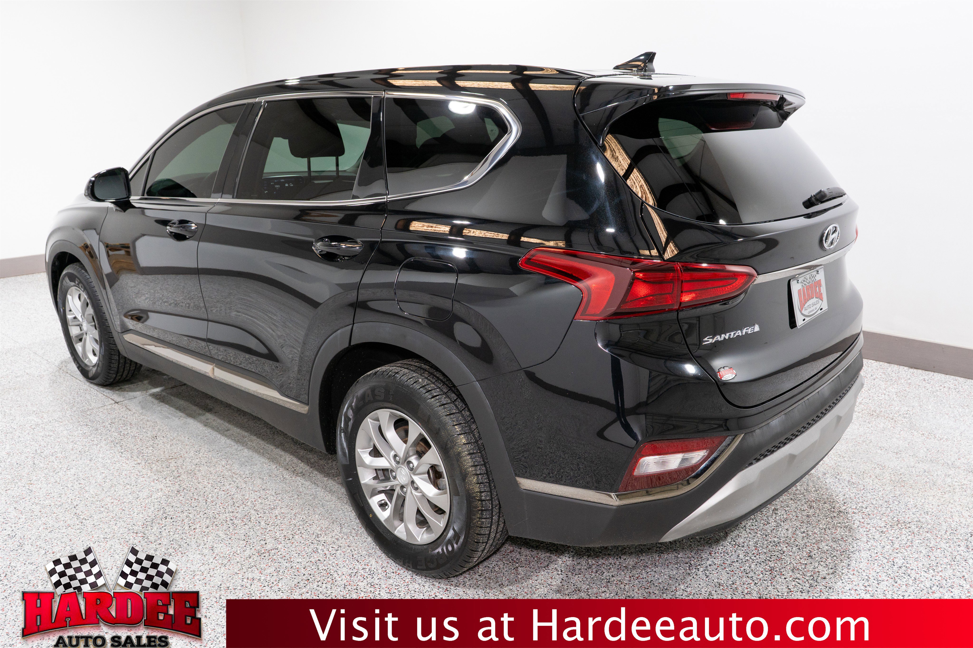 Used 2019 Hyundai Santa Fe SEL image 3