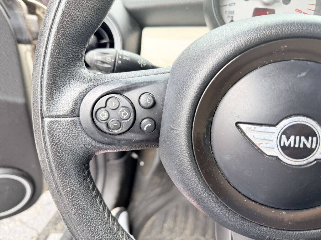 Used 2013 MINI Cooper Hardtop FWD image 11