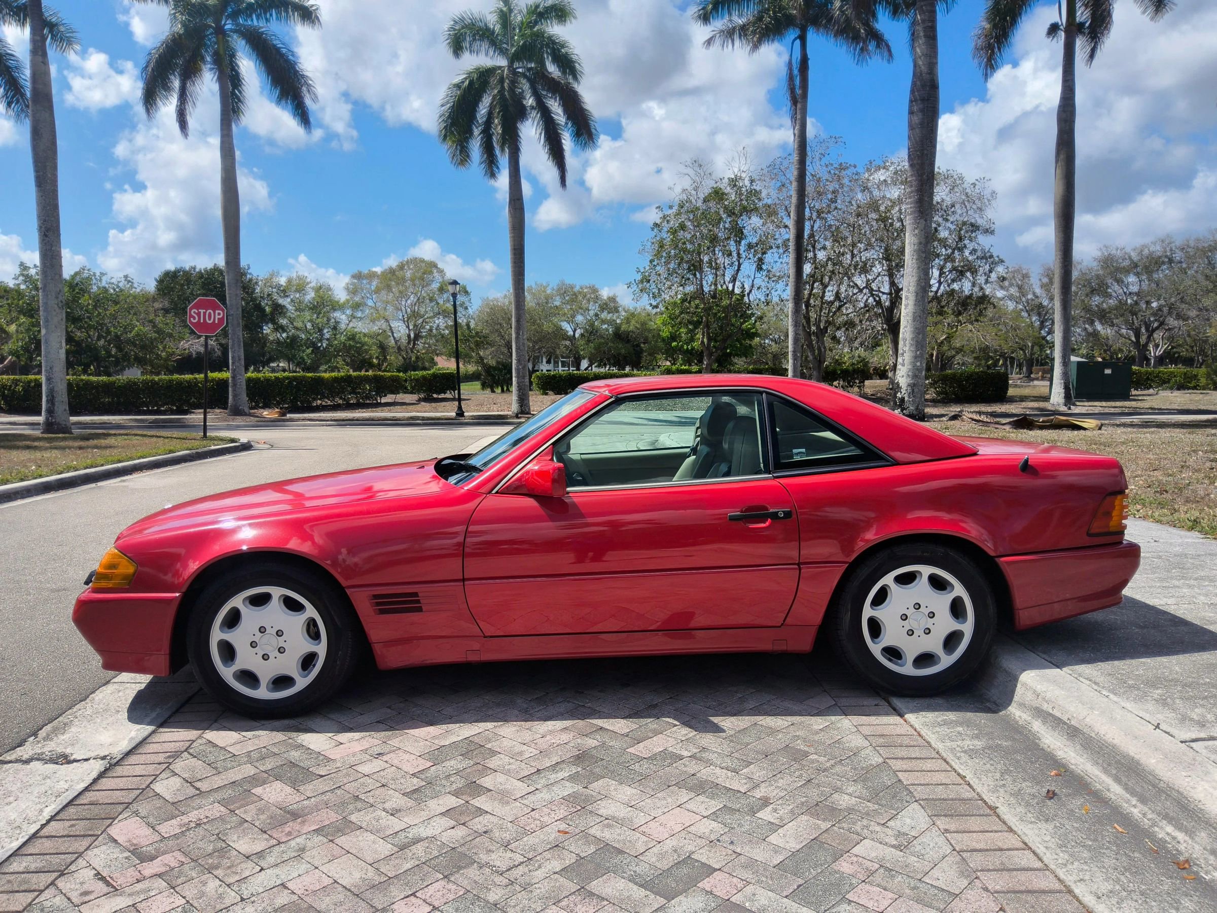 Used 1993 Mercedes-Benz 500 SL image 17