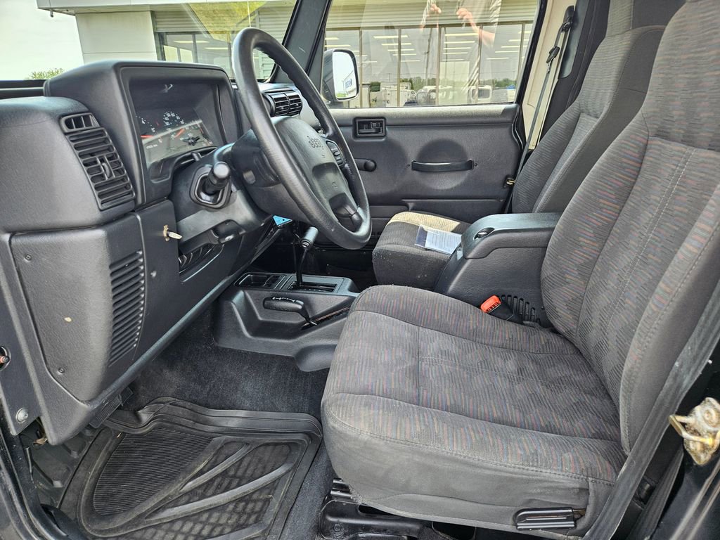 Used 2004 Jeep Wrangler X w/ Wheel Plus Group AWD/4WD image 14