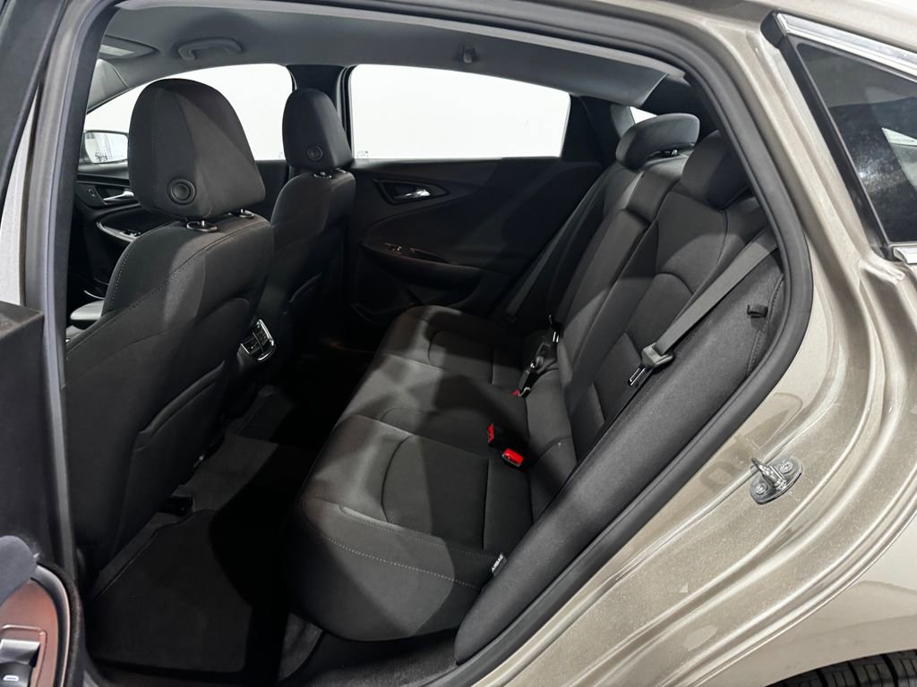 Used 2022 Chevrolet Malibu LT image 17
