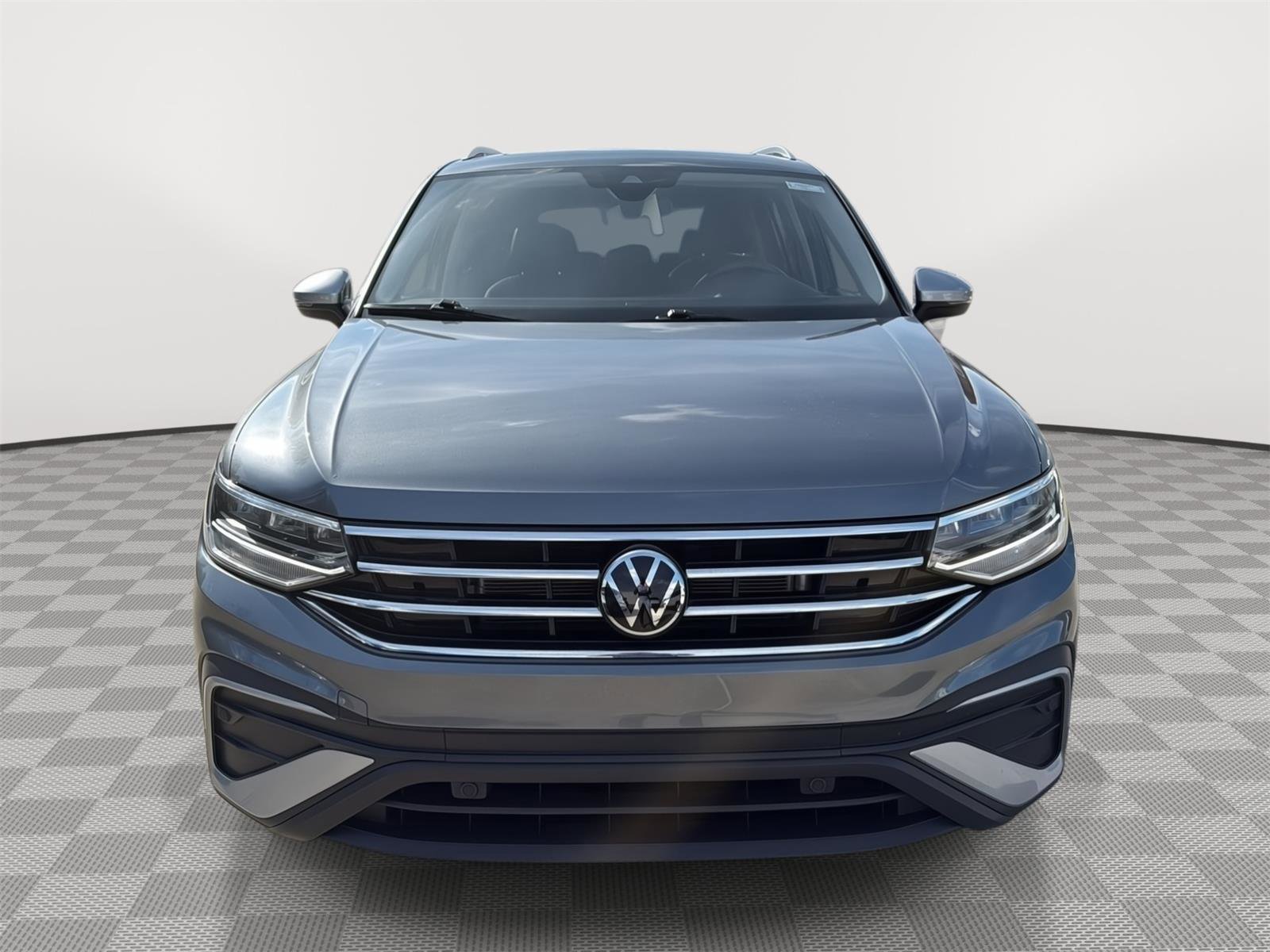 Used 2024 Volkswagen Tiguan Wolfsburg Edition image 8