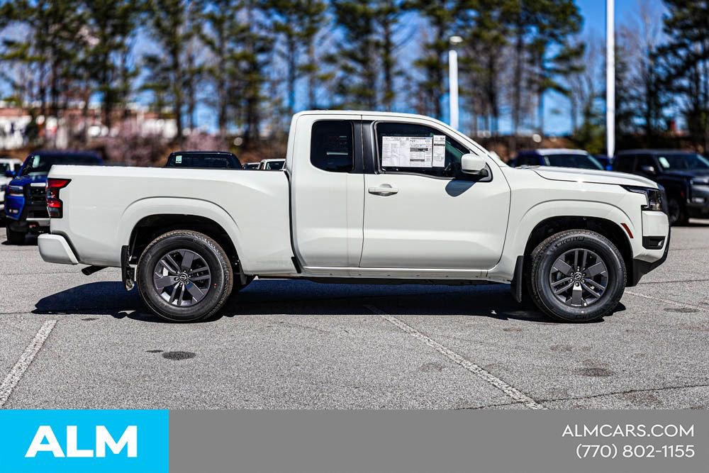 Certified 2025 Nissan Frontier SV RWD image 11