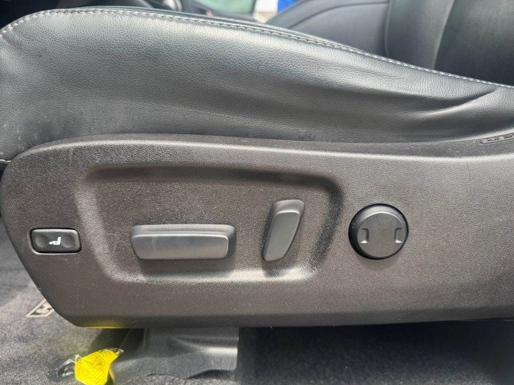 Used 2017 Toyota Highlander SE FWD image 13