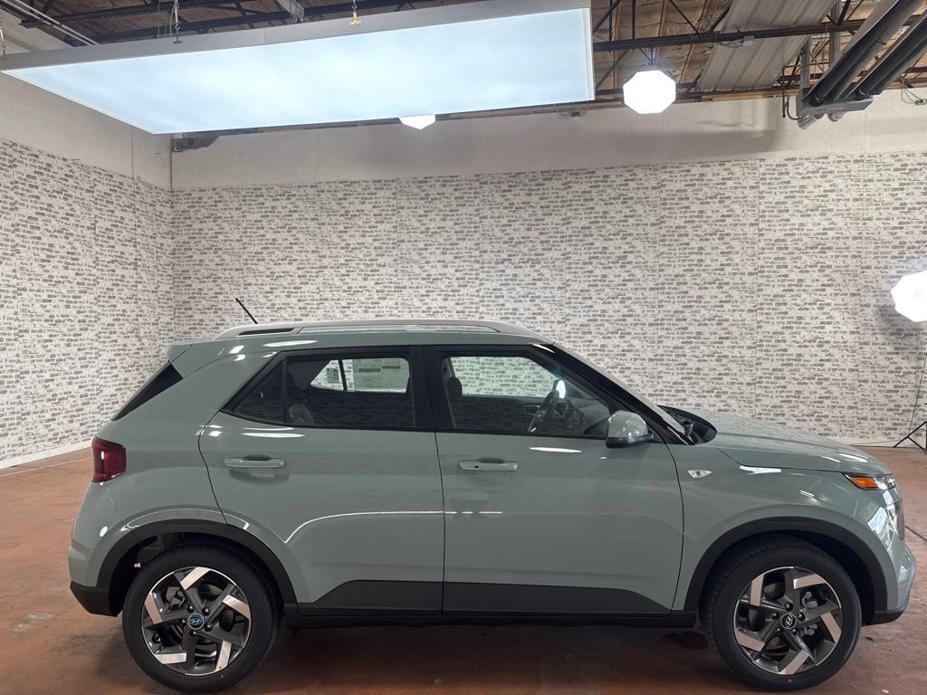 New 2026 Hyundai Venue SEL FWD image 8