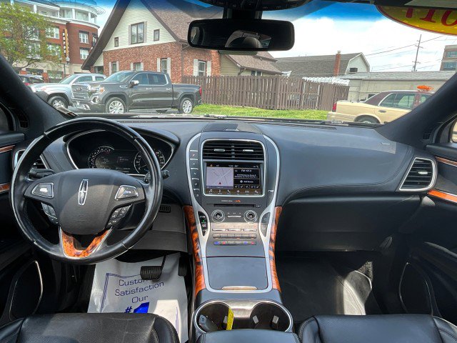 Used 2017 Lincoln MKX Reserve w/ Lincoln MKX Climate Package image 12