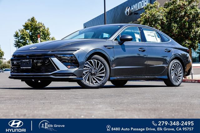 New 2026 Hyundai Sonata Limited FWD image 1