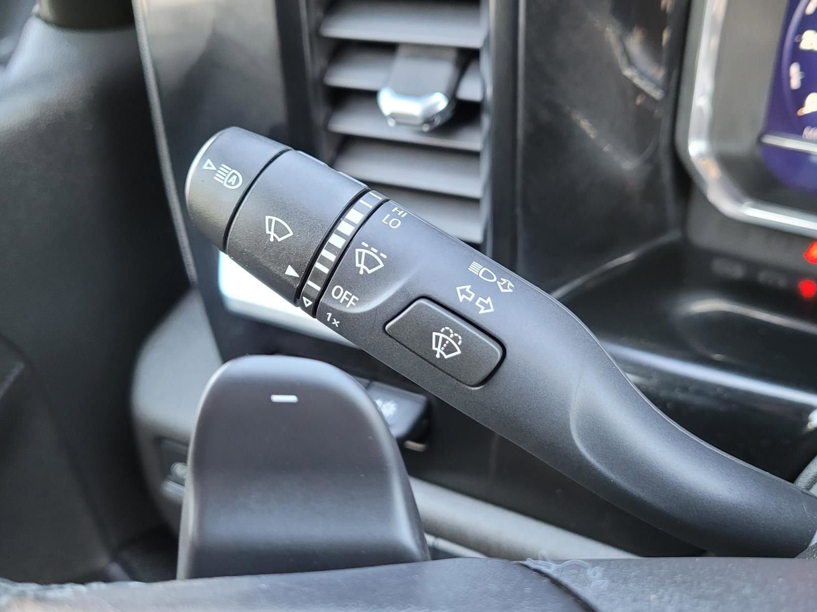 Used 2023 Chevrolet Silverado 1500 High Country w/ High Country Premium Package image 33