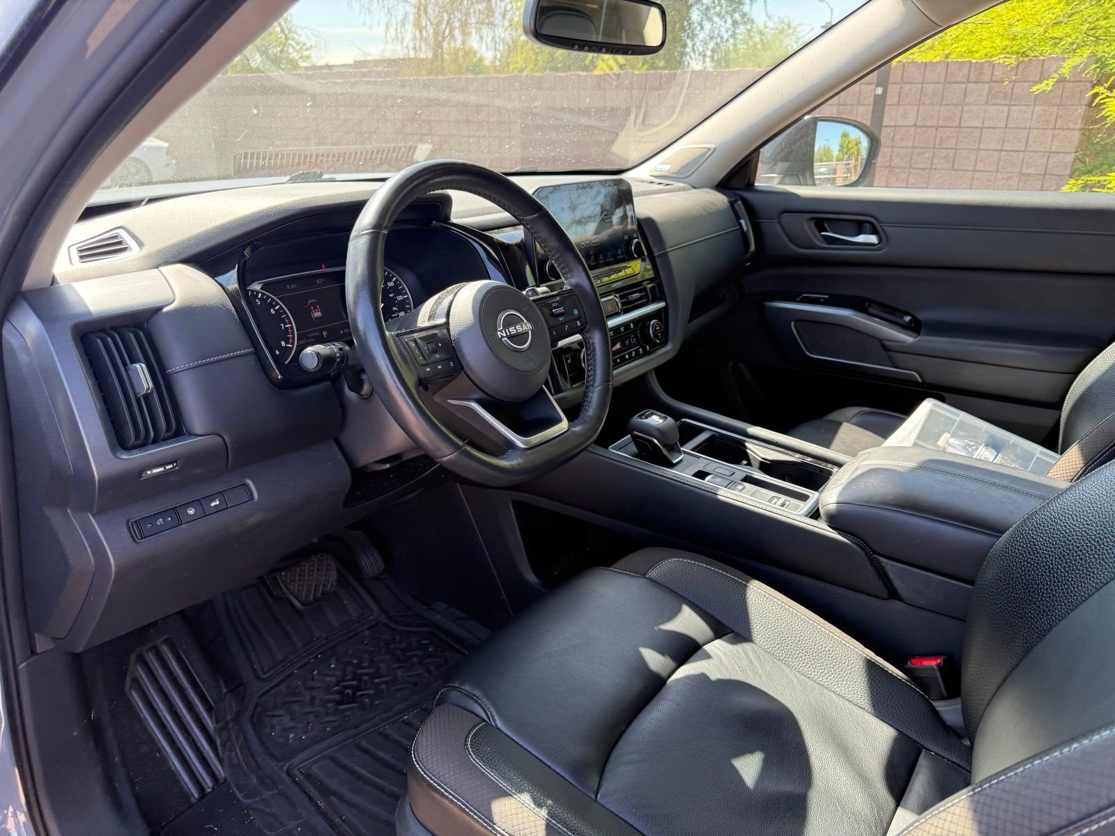 Certified 2022 Nissan Pathfinder SL w/ SL Premium Package FWD image 14