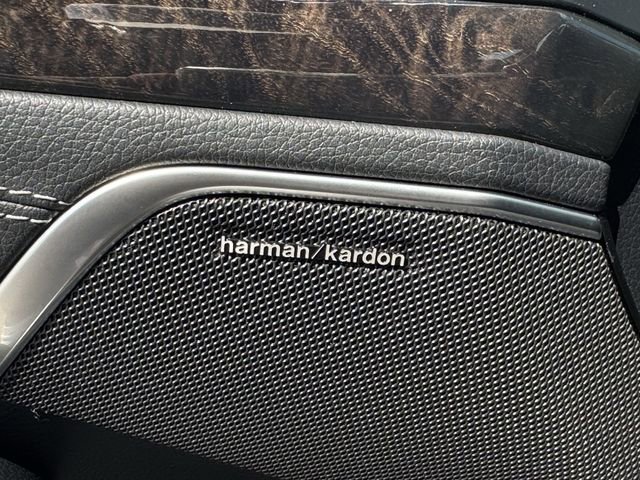 Used 2015 Mercedes-Benz SL 400 image 25