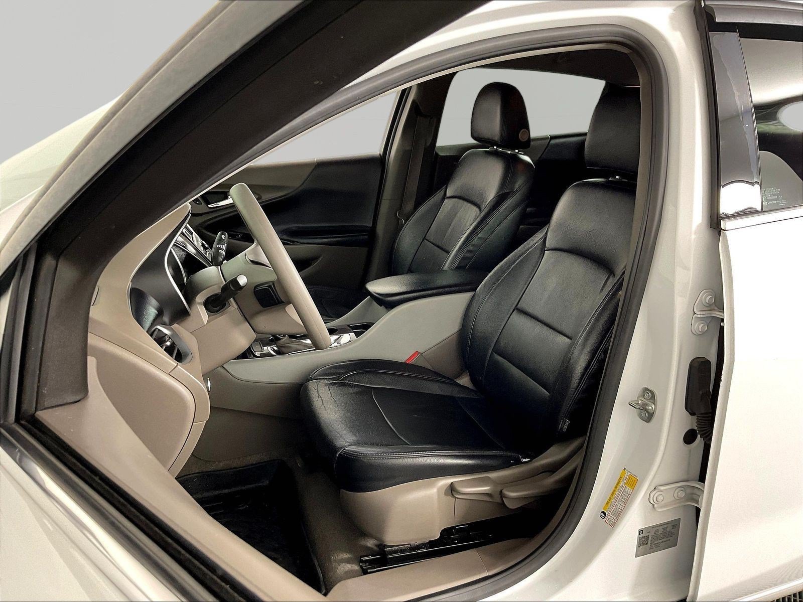 Used 2018 Chevrolet Malibu LS FWD image 21