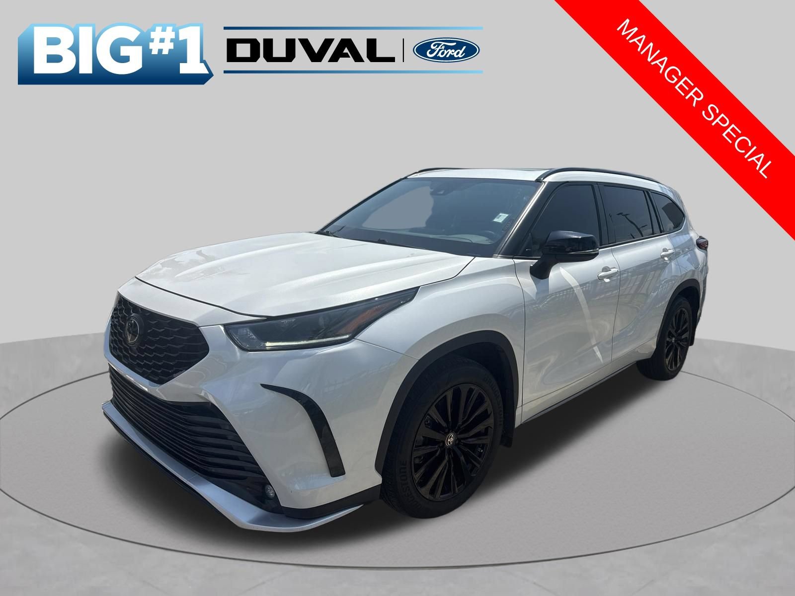 Used 2023 Toyota Highlander XSE FWD video 2