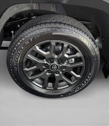 Certified 2025 Toyota Sequoia Platinum image 9