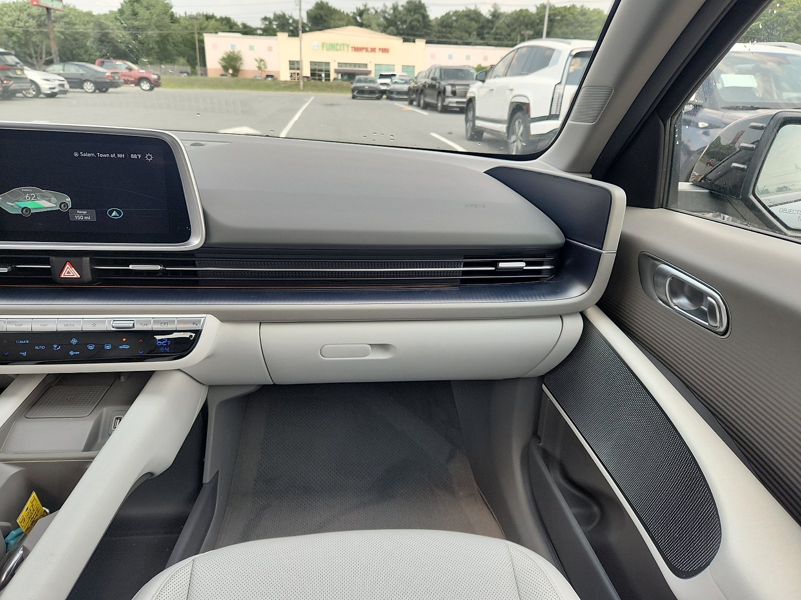 Certified 2023 Hyundai Ioniq 6 SEL w/ Cargo Package AWD/4WD image 11