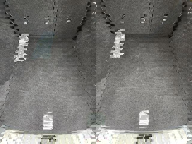 Used 2022 Genesis GV70 2.5T w/ Advanced Package image 23