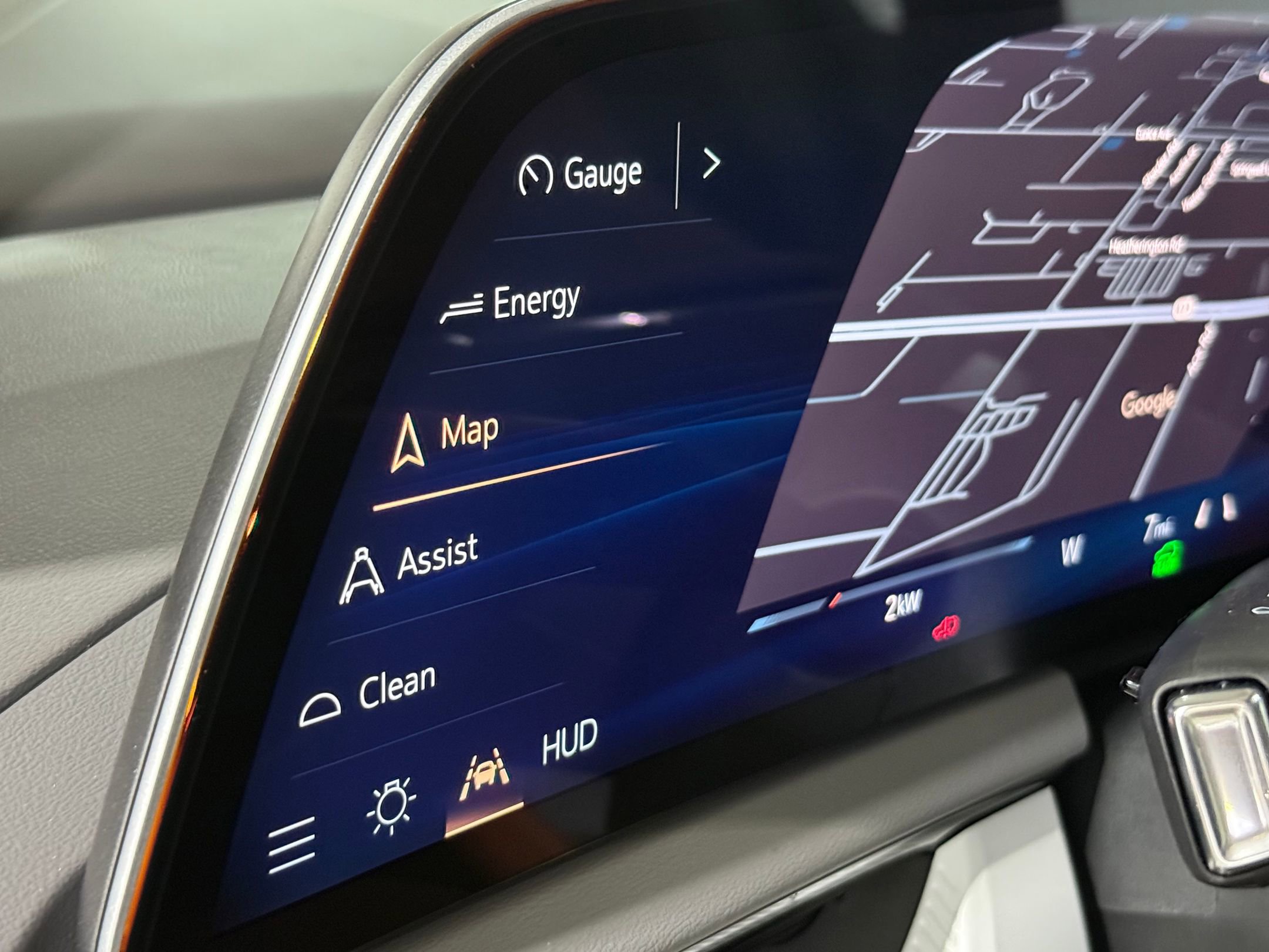 New 2026 Cadillac Optiq Luxury 2 image 26