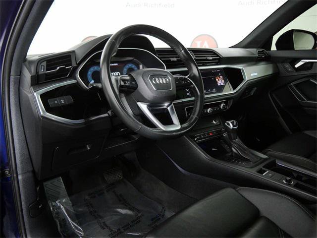 Used 2023 Audi Q3 2.0T Premium Plus w/ Premium Plus Package image 16