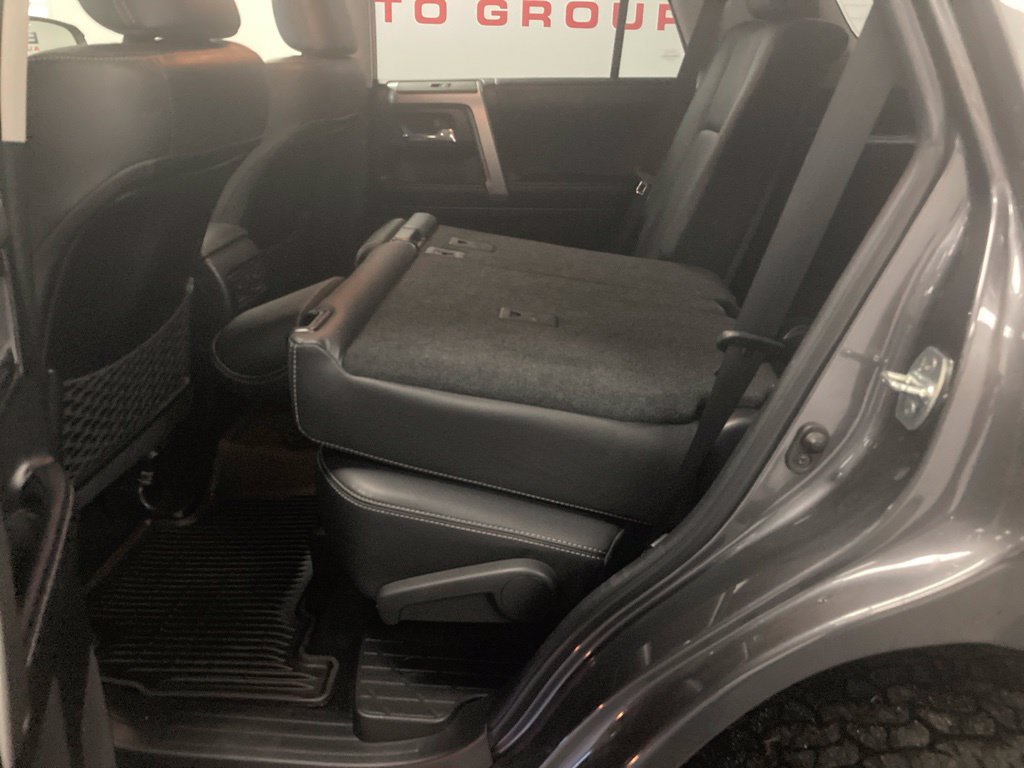 Used 2023 Toyota 4Runner Limited AWD/4WD image 31