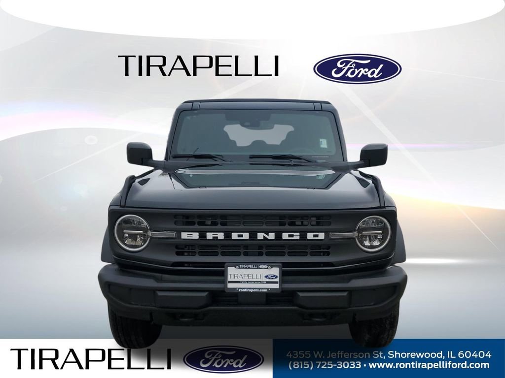 New 2026 Ford Bronco 4-Door image 4