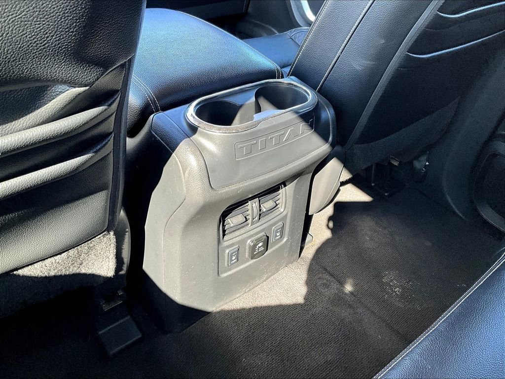 Used 2016 Nissan Titan PRO-4X w/ Pro-4x Convenience Package image 31