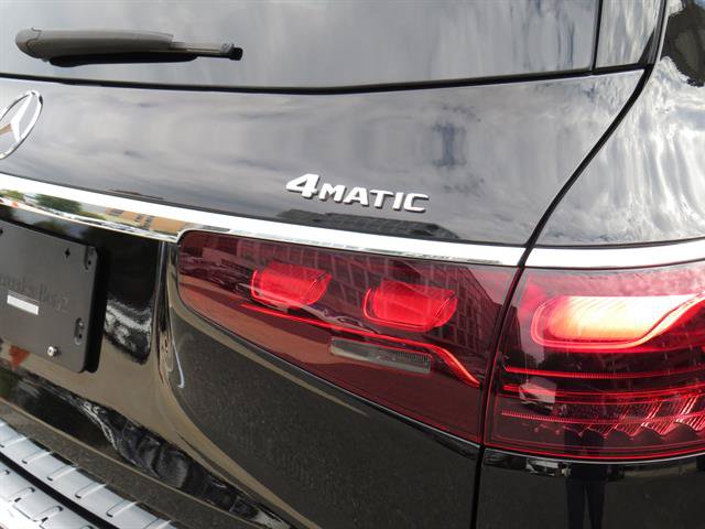 Used 2025 Mercedes-Benz GLS 450 4MATIC image 33